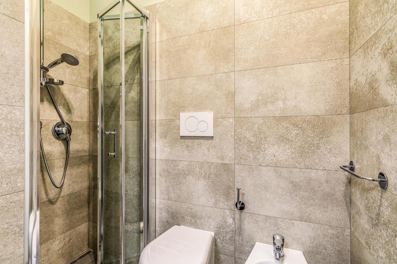 Mora Apartment Милан Экстерьер фото