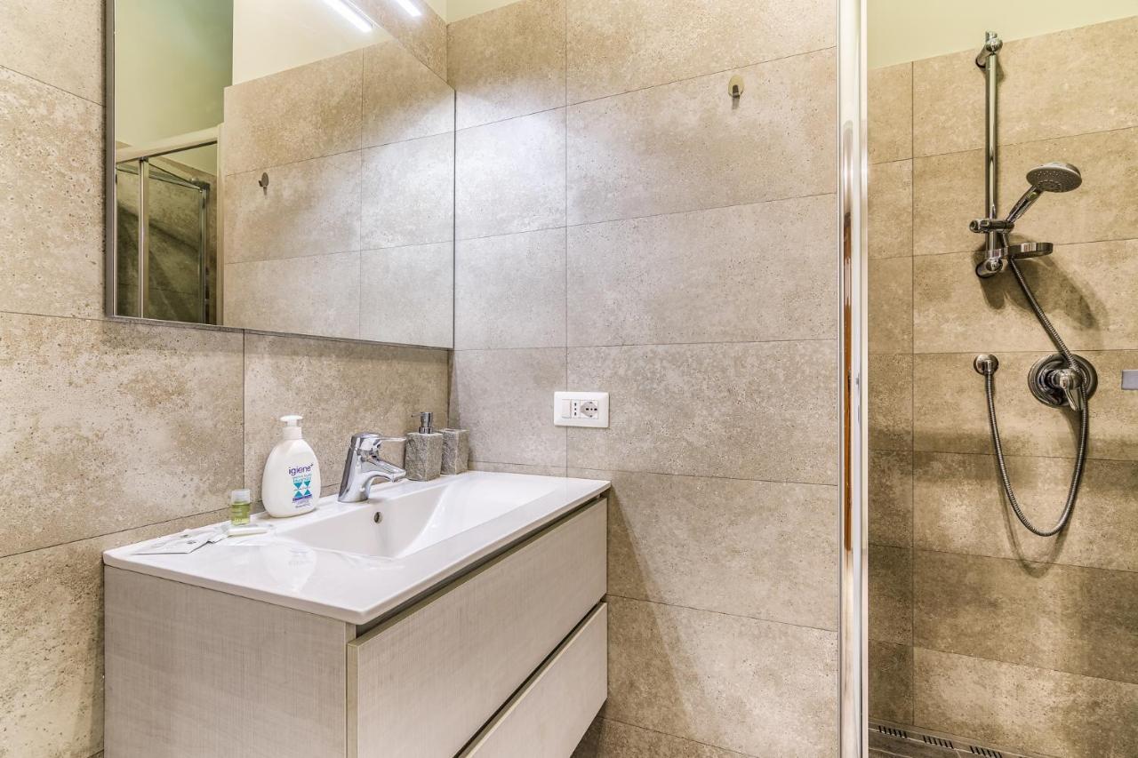 Mora Apartment Милан Экстерьер фото